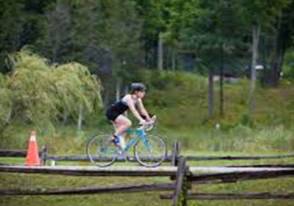 Andando de bicicleta